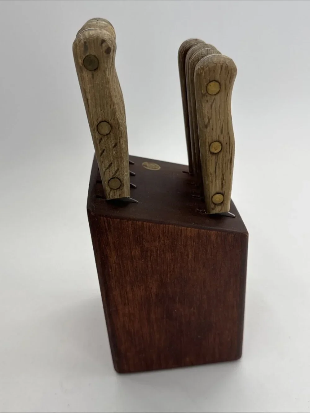 Vintage Knife Set Old Homestead Cutlery 8 Piece with Wood Block Serrated Knives